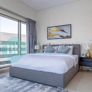 Bloomfields Iconic 2br In Wave Tower *