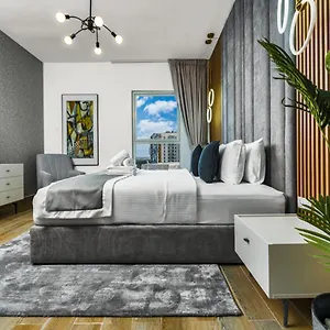 Premier -steps To Ferrari World & Yas Mall Apartment