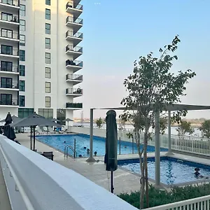 Apartment Romantic In Yas Canal View *