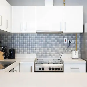 Bloomfields Premium 2br In Parkside Al Reem *