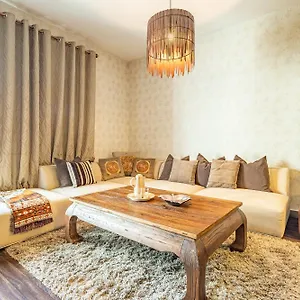 Modern Oasis - Elegant Cave - Family Heaven - Designer's Paradise - 10 Min Away From Airport, Yas Island, Formula 1, Ferrari World, Seaworld, Warner Bros World Lägenhet Abu Dhabi