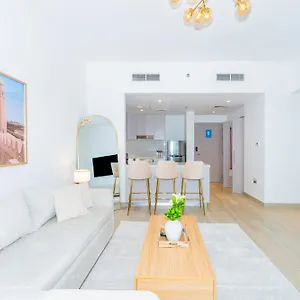 Two Bedroom By Otolo Homes With Free Yas Theme Park Tickets Daire Abu Dabi