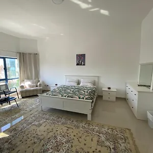 Royal Master Homestay Abu Dhabi