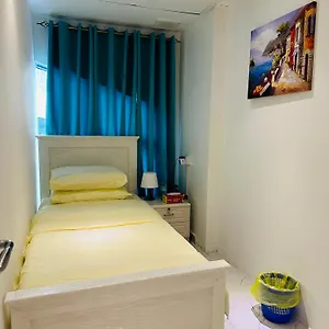 Rum i privatbostad Dsv Abu Dhabi