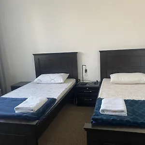 Twin With Shared Bathroom - No Parking Space