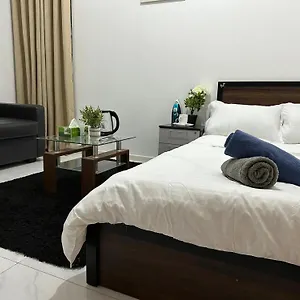 Centre - Elegant Spot Homestay Abu Dhabi