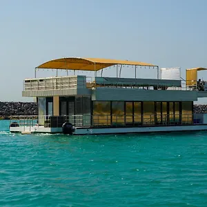 Cornish Marina * Abu Dhabi