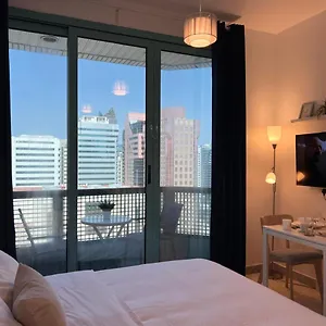 Homestay Fully-furnished Bedroom With Balcony Near The Abu Dhabi