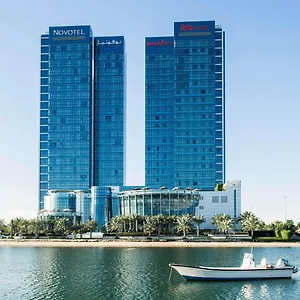 Novotel Gate Hotel 4*