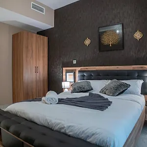 Blackforest 2br Duplex At Masdar *