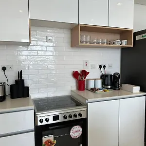 Comforting 1br At Bridges Tower With Pool&gym 1208 B3 * Abu Dhabi