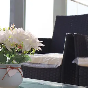 Your Sleek Transit 1br Oasis Hideaway In Masdar *