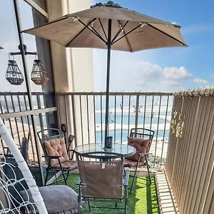 Upscale 2br With A Complete View Of The Sea On Al Reem Island Apartment *