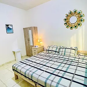 Cozy Private In Shabiya 12 *