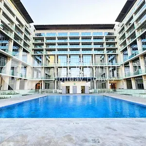Bloomfields Iconic 1br In Oasis Masdar Apartment *
