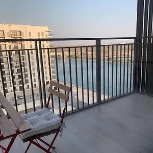 Apartament We703-entire Cozy Water-front Studio With Kitchen Abu Zabi