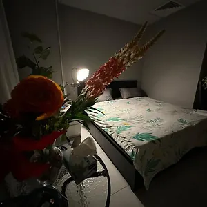 Beautiful Private 3 Апартаменты *
