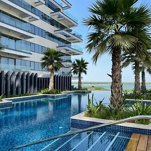 Mayan Yas Island * Abu Dhabi
