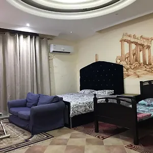 Studio 3 -