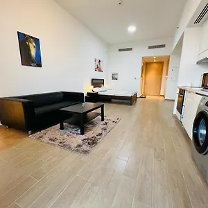 Furnished & Serviced Apartment *