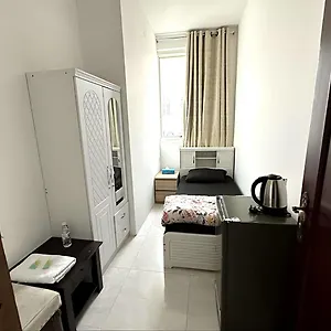 Hostel Corniche Street - Superb Lovely Abu Dhabi