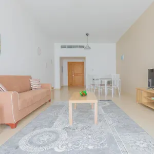2 Bedroom Front Apartament *