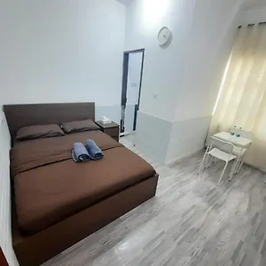 Lux Full Studio 905 *