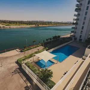 1br Oasis At Waters Edge By Voyage *
