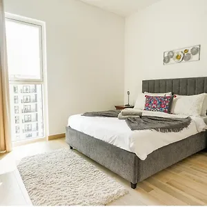 Contemporary 1br Near Yas Park 5 Min Walk 915 Abu Dhabi