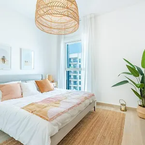 Modern2br Elegantyas Island703