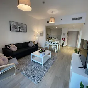 Daisy Hill 1br Waters Edge Canal View Theme Parks Yas Island Abu Dhabi
