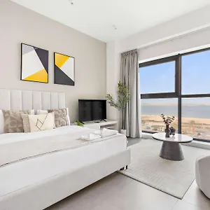 Silkhaus Modern With Private * Abu Dhabi