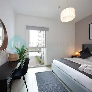 Bloomfields 1br Canal View In Waters Edge Yas