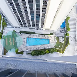 Bloomfields Metropolitan 3br In Bridges 公寓 *