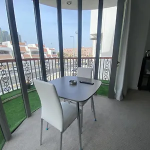 Dinar - Cozy Master Bedroom Homestay Abu Dhabi