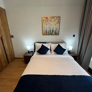 Apartment Maryah Island 1 Bed Junior Next To Cleveland Hospital