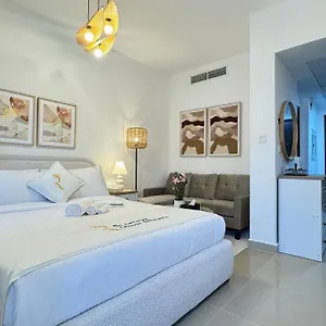 Luxury In Al Reef With King Bed *