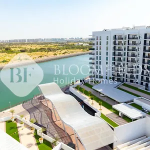 Bloomfields Grandeur 3br Pulse Maid Water's Edge