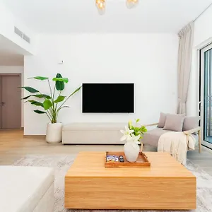 Lägenhet One Bedroom By Otolo Homes With Free Yas Theme Park Tickets *