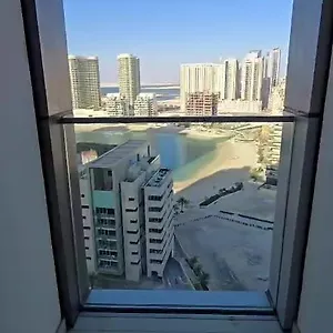 Luxury 2bhk Boulevard Alreem アブダビ
