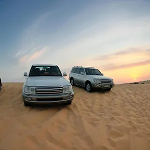 Car Tour & Travel * Abu Dhabi