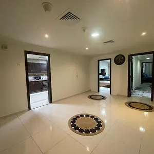 Apartment Near The Beach In Khalidiya New Location *