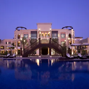 Shangri-la Qaryat Al Beri アブダビ