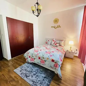 Lejlighed Lovely 2-bedroom Hall Kitchen Furnished Auh Uae *