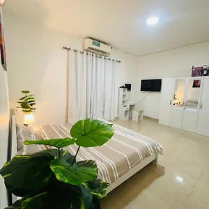 Naz Apartment