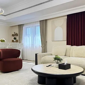 Elegant 4br Corniche Private Balcony And Lägenhet *